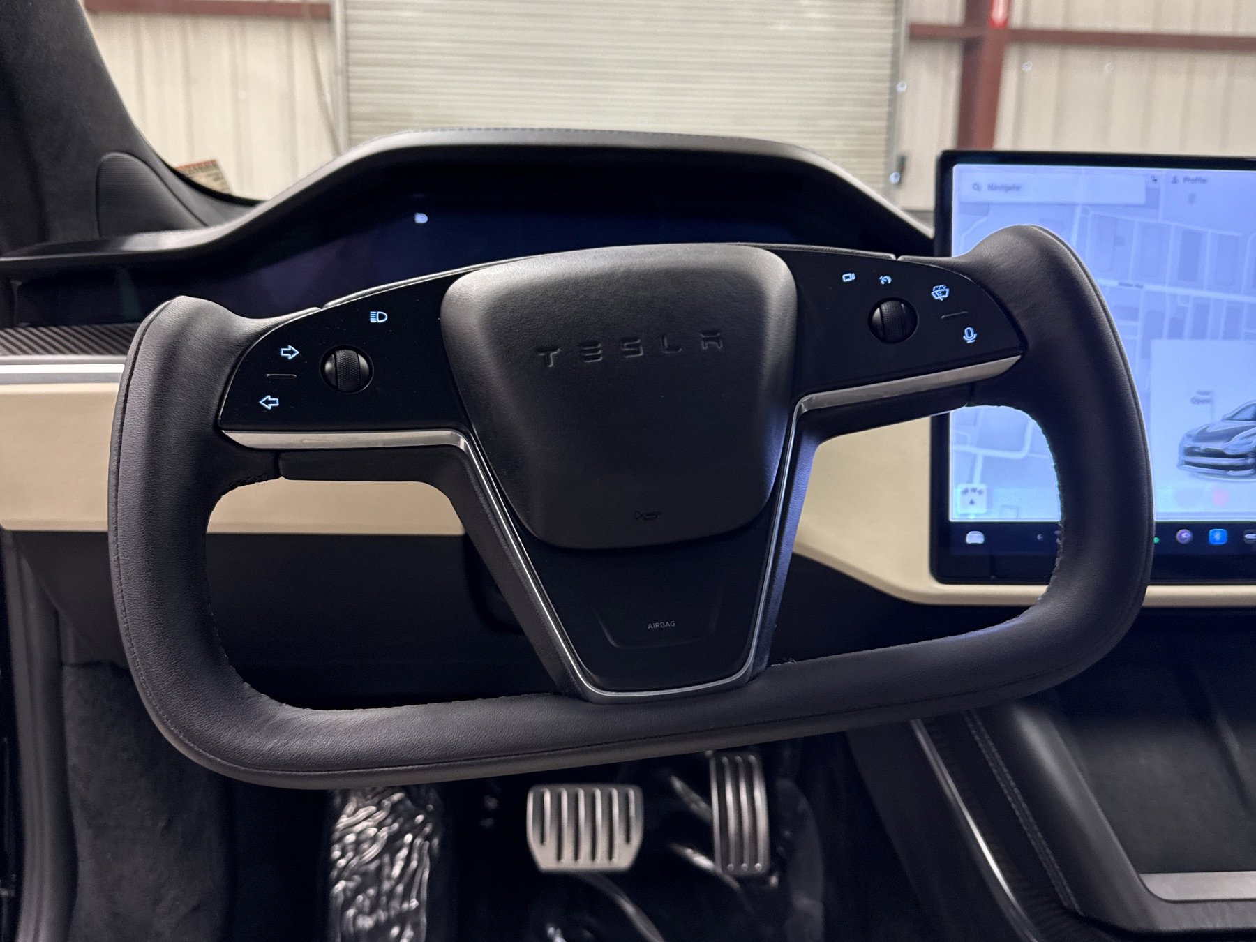 Used 2025 Tesla Model S Plaid image 11