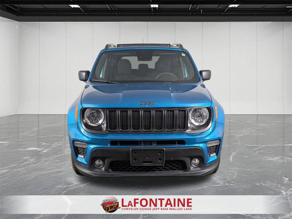 Used 2021 Jeep Renegade Latitude w/ Sun & Sound Group image 8