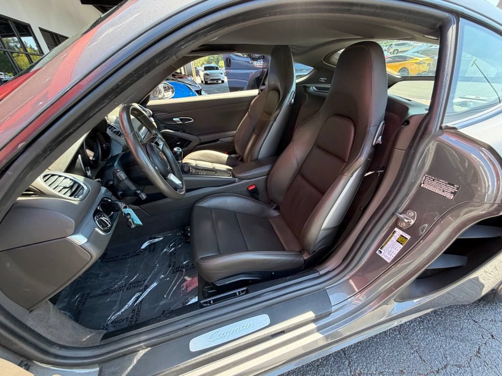 Used 2018 Porsche 718 Cayman RWD image 31