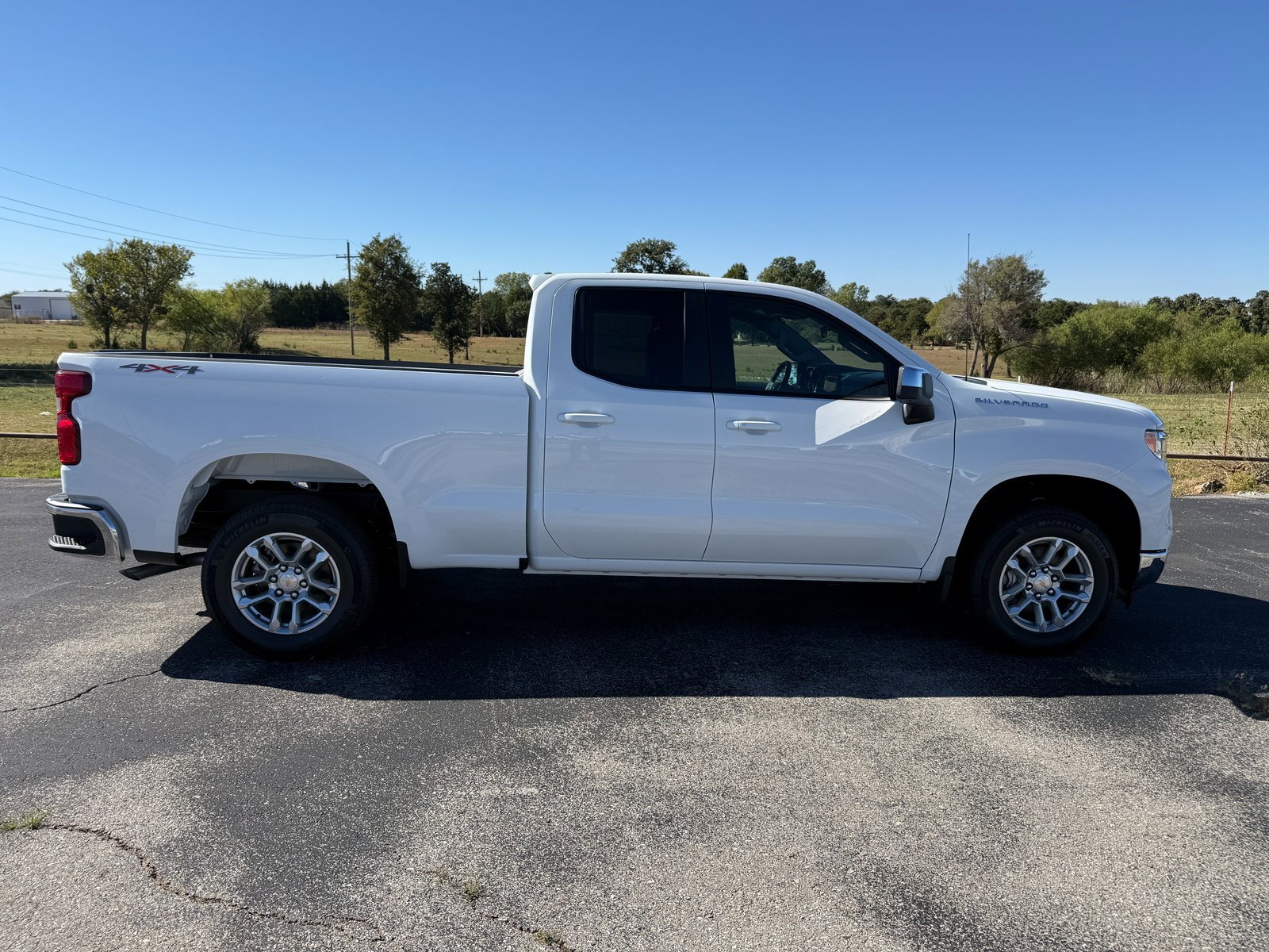 New 2026 Chevrolet Silverado 1500 LT image 3