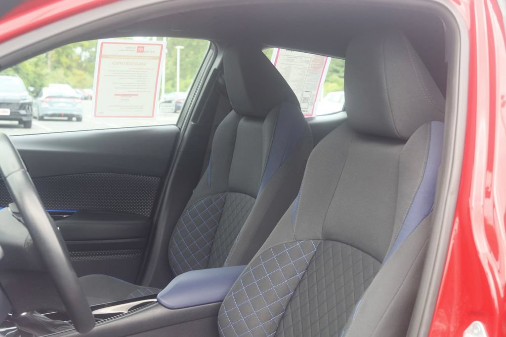Certified 2021 Toyota C-HR XLE FWD image 17