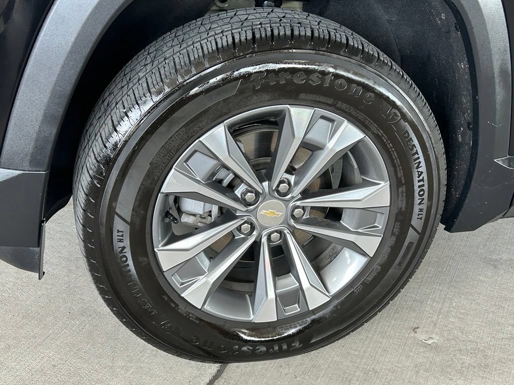 Used 2025 Chevrolet Equinox LT FWD image 32