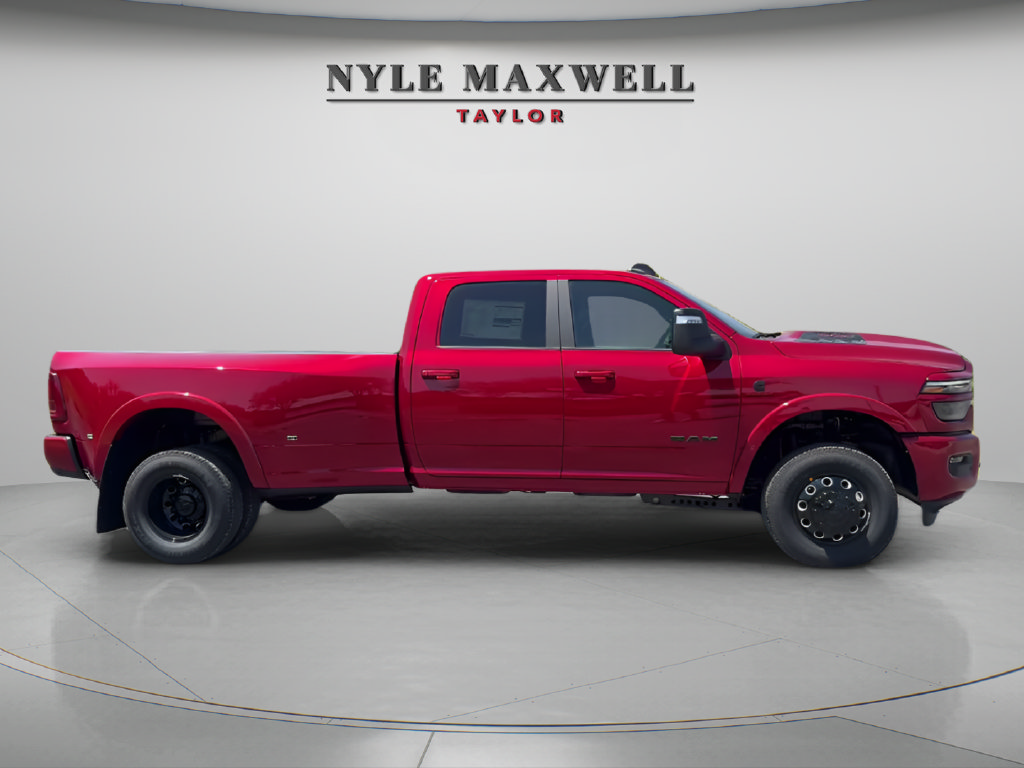 New 2027 RAM 3500 Laramie w/ Night Edition AWD/4WD image 4