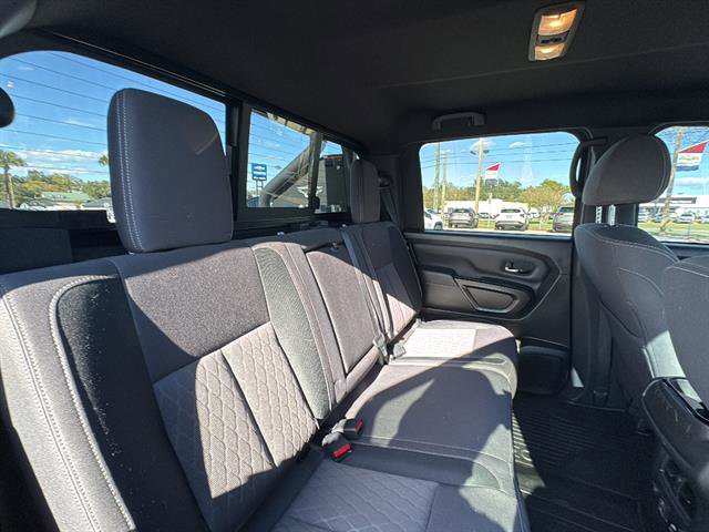 Used 2024 Nissan Titan SV image 10