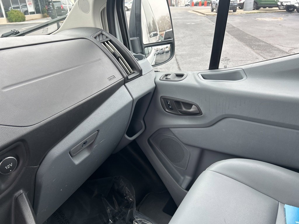 Used 2018 Ford Transit 150 130 Low Roof image 24
