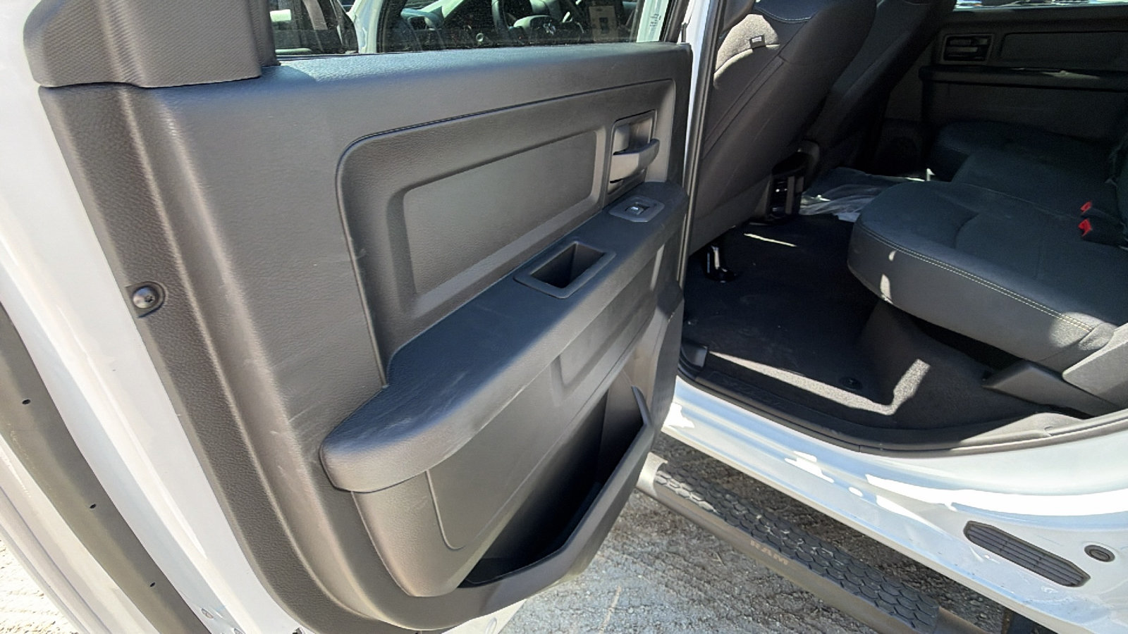 New 2026 RAM 2500 Tradesman AWD/4WD image 18