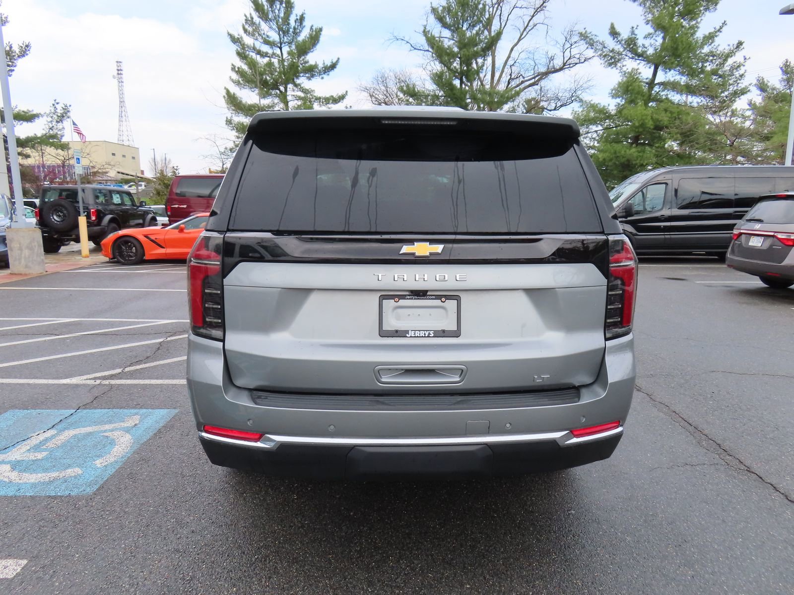 Used 2025 Chevrolet Tahoe LT image 6