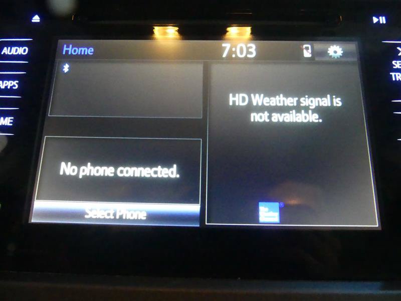 Used 2015 Toyota Sienna XLE FWD image 39