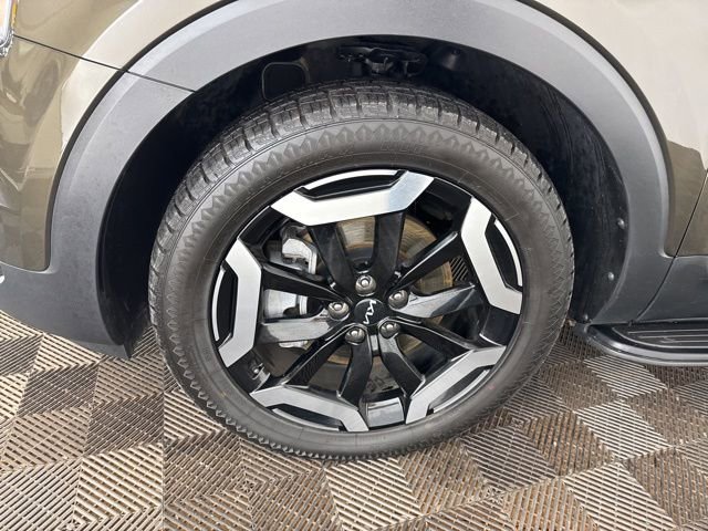 Certified 2024 Kia Telluride S w/ S Sunroof Package image 31