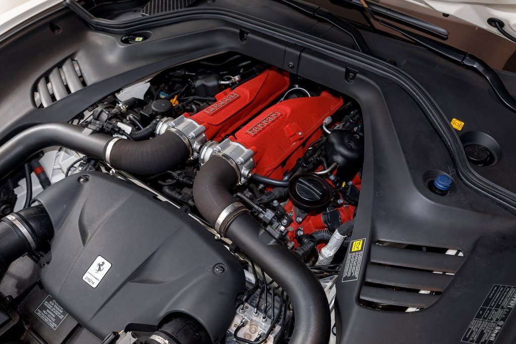 Used 2016 Ferrari California T image 44