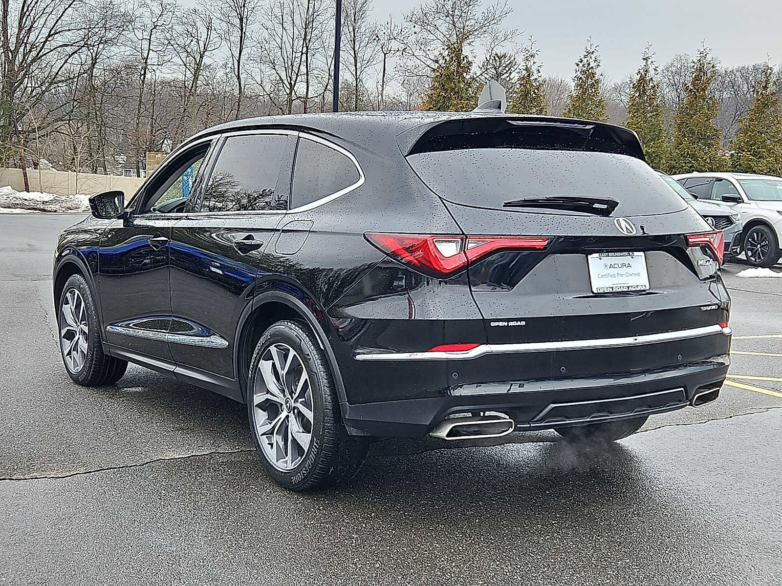 Used 2023 Acura MDX SH-AWD w/ Technology Package image 5