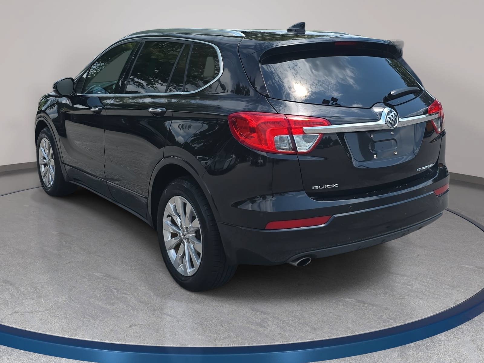 Used 2017 Buick Envision Essence w/ LPO, Cargo Package FWD image 7