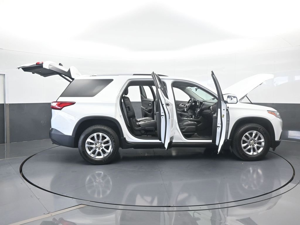 Used 2018 Chevrolet Traverse LT image 75