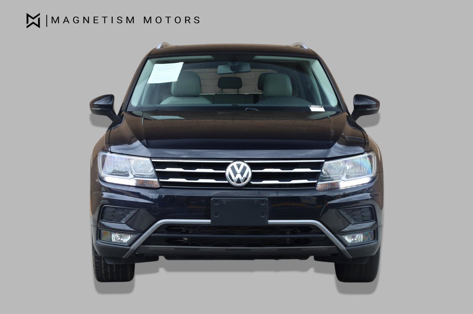 Used 2018 Volkswagen Tiguan SEL AWD/4WD image 3