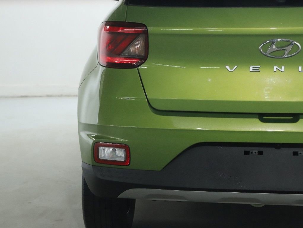 Used 2023 Hyundai Venue SEL FWD image 47