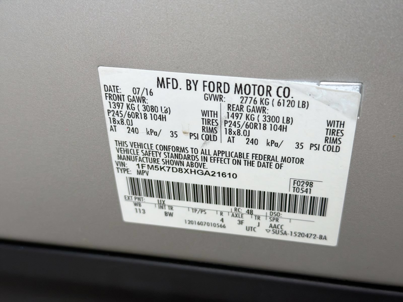 Used 2017 Ford Explorer XLT w/ Equipment Group 202A FWD image 41