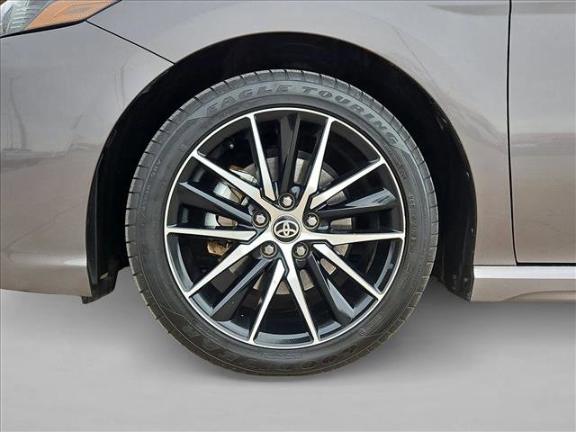 Used 2024 Toyota Camry SE w/ Cold Weather Package image 23