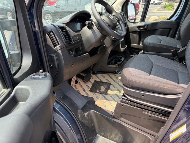 New 2025 RAM ProMaster 2500 w/ Premium Convenience Group image 31