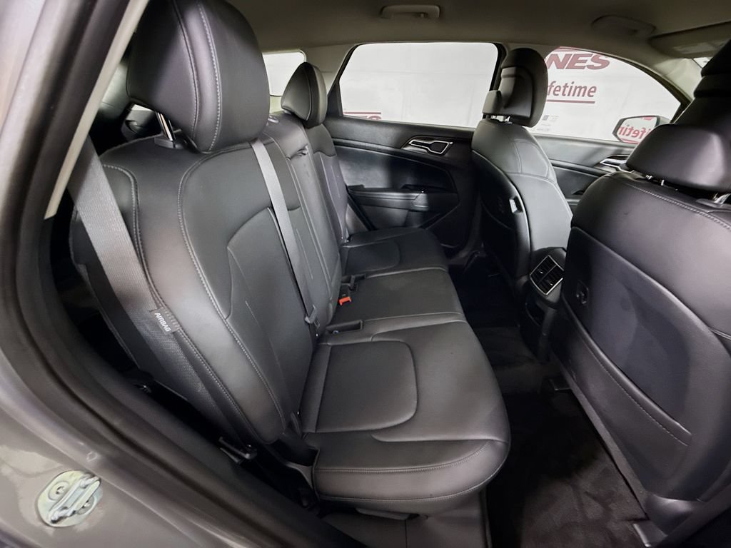 Certified 2024 Kia Sportage EX AWD/4WD image 30