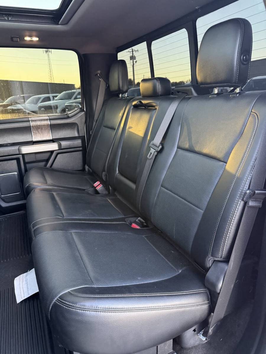 Used 2017 Ford F250 Lariat w/ Lariat Ultimate Package AWD/4WD image 13
