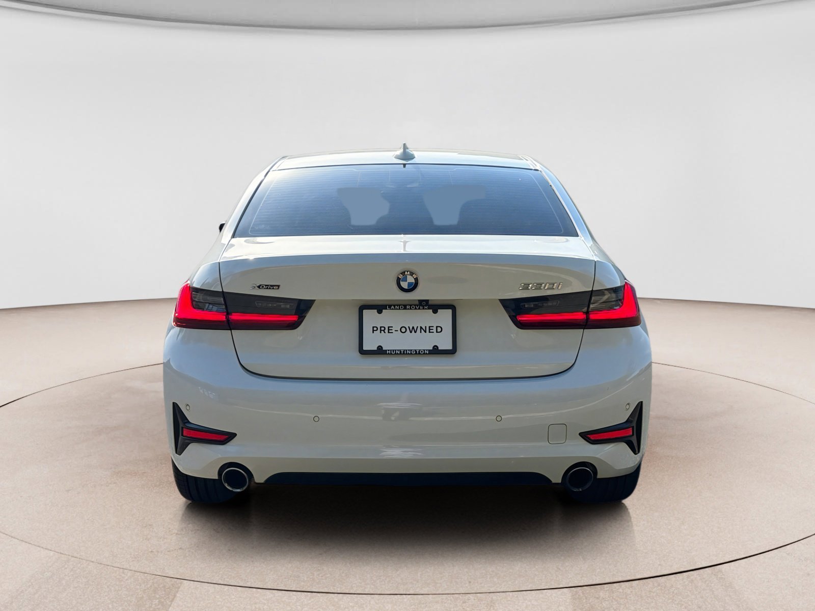 Used 2021 BMW 330i xDrive Sedan w/ Convenience Package AWD/4WD image 4