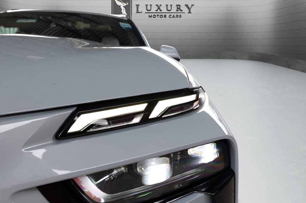 Used 2023 BMW X7 xDrive40i w/ Executive Package AWD/4WD image 17