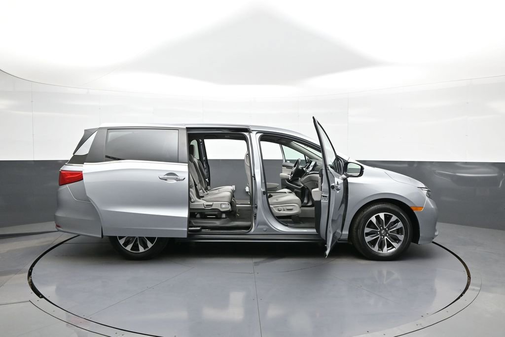 Certified 2023 Honda Odyssey EX-L image 44