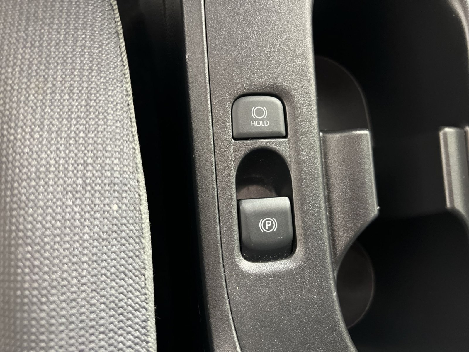 Used 2025 Toyota Corolla LE AWD/4WD image 33