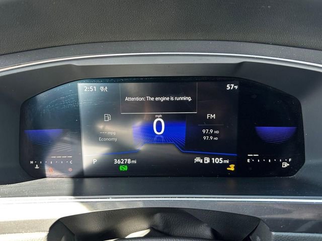 Used 2022 Volkswagen Tiguan SE image 16