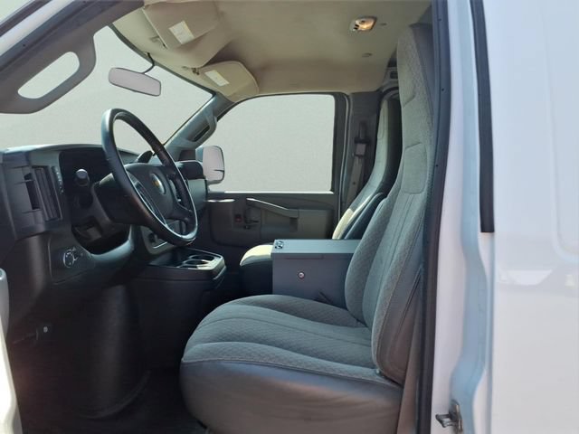 Used 2021 Chevrolet Express 2500 w/ Driver Convenience Package RWD image 12