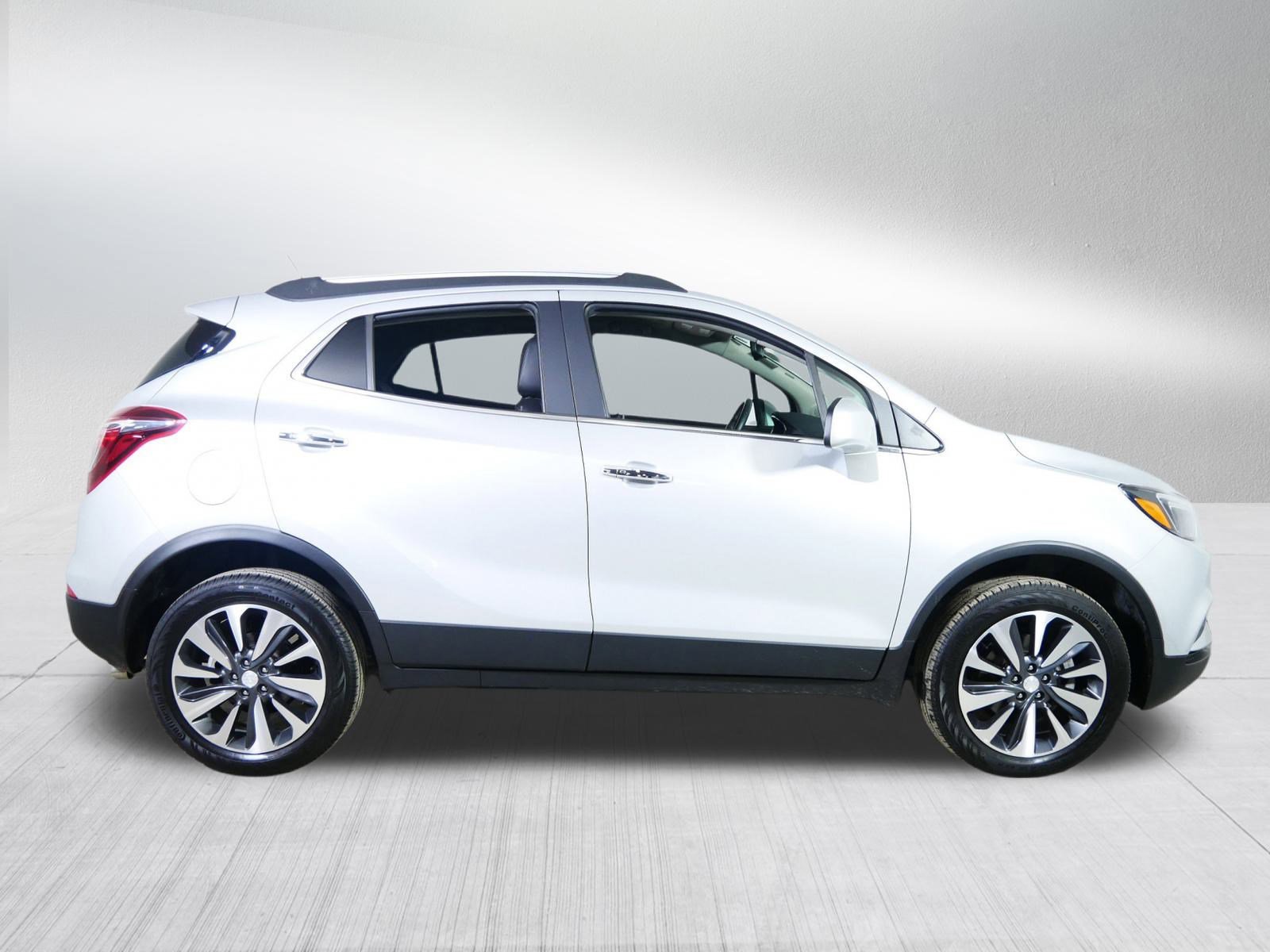 Used 2022 Buick Encore Preferred w/ Safety Package image 8