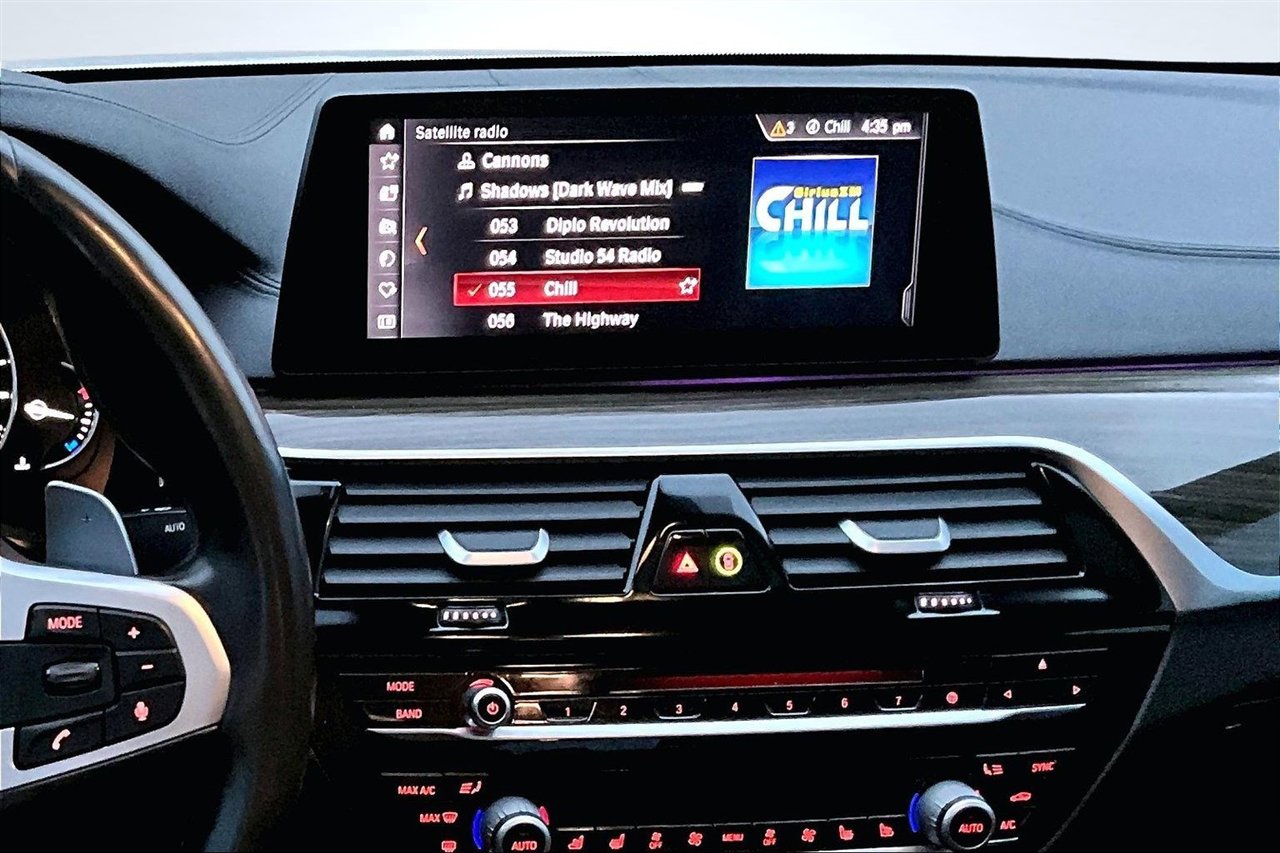 Used 2018 BMW 540i image 9