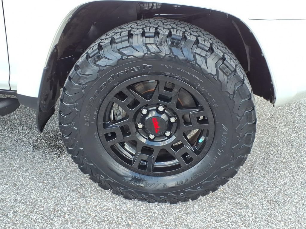 Used 2019 Toyota 4Runner SR5 Premium AWD/4WD image 9