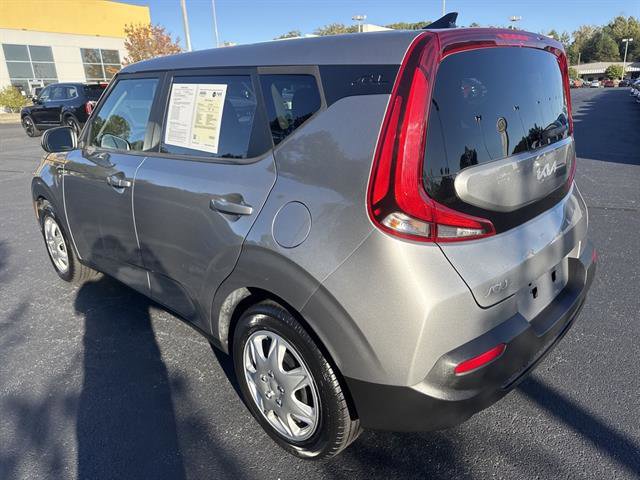 Used 2022 Kia Soul LX image 7