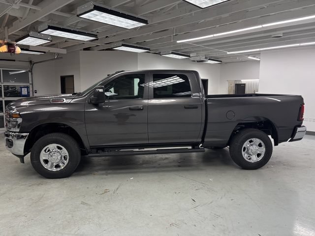 New 2026 RAM 2500 Tradesman AWD/4WD image 4