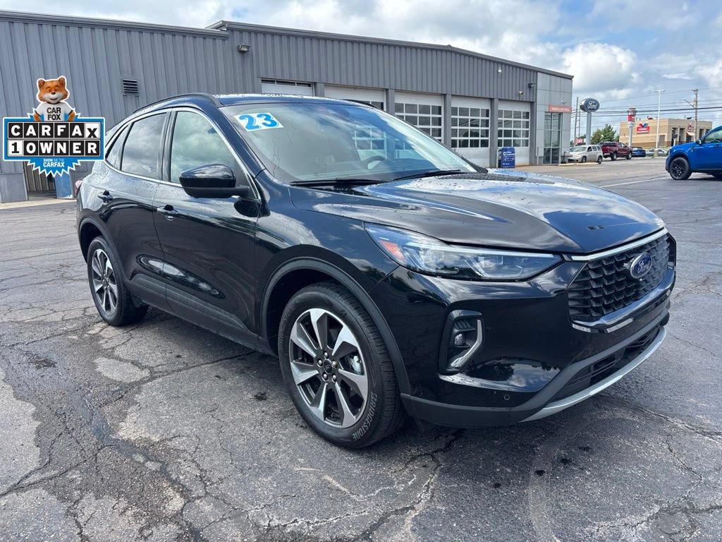 Used 2023 Ford Escape Platinum AWD/4WD image 7