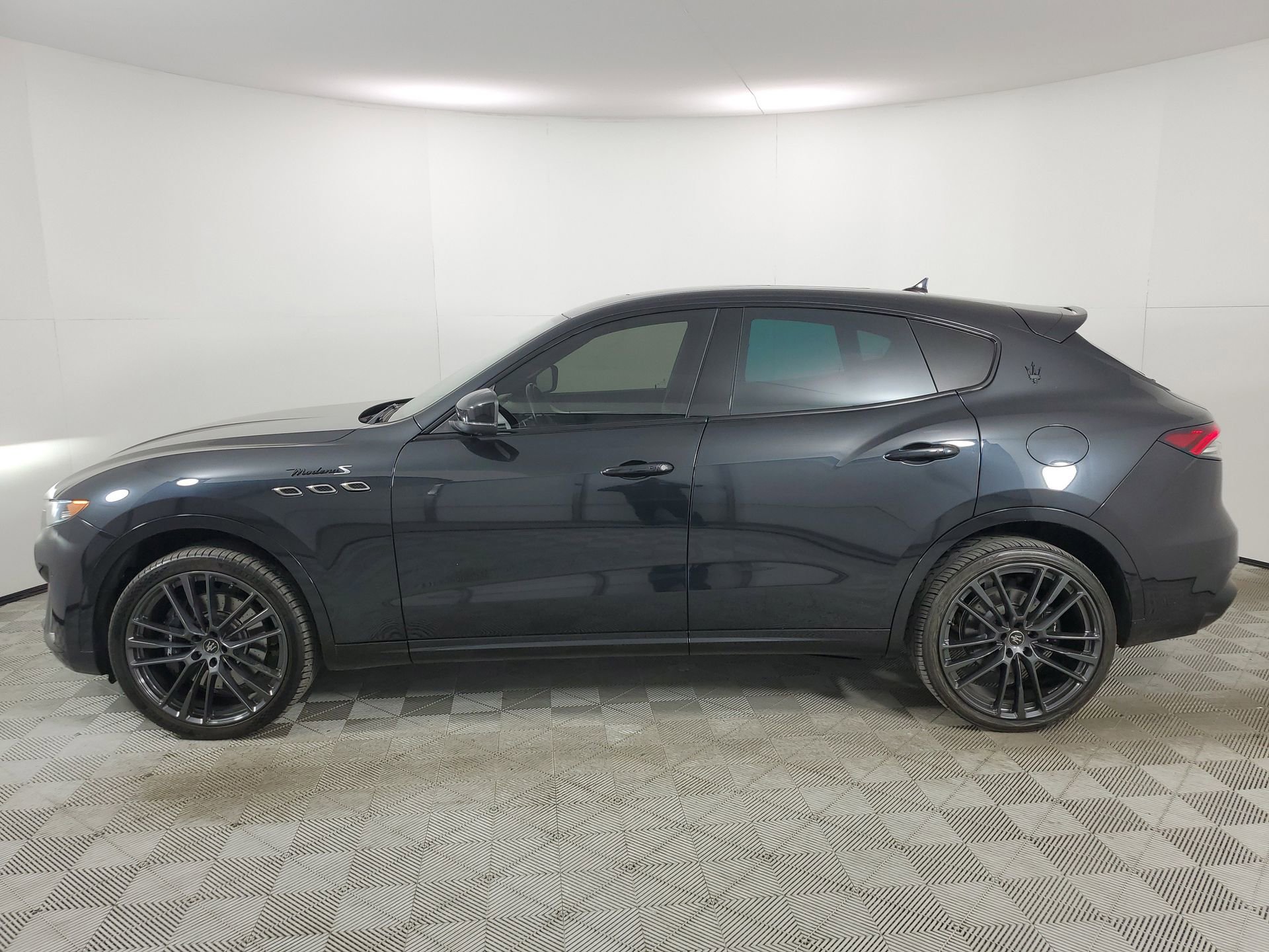 Used 2022 Maserati Levante Modena S image 6