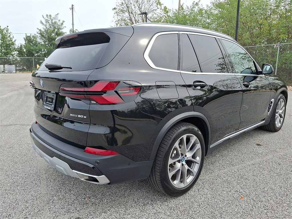 Certified 2024 BMW X5 xDrive50e w/ Premium Package image 10