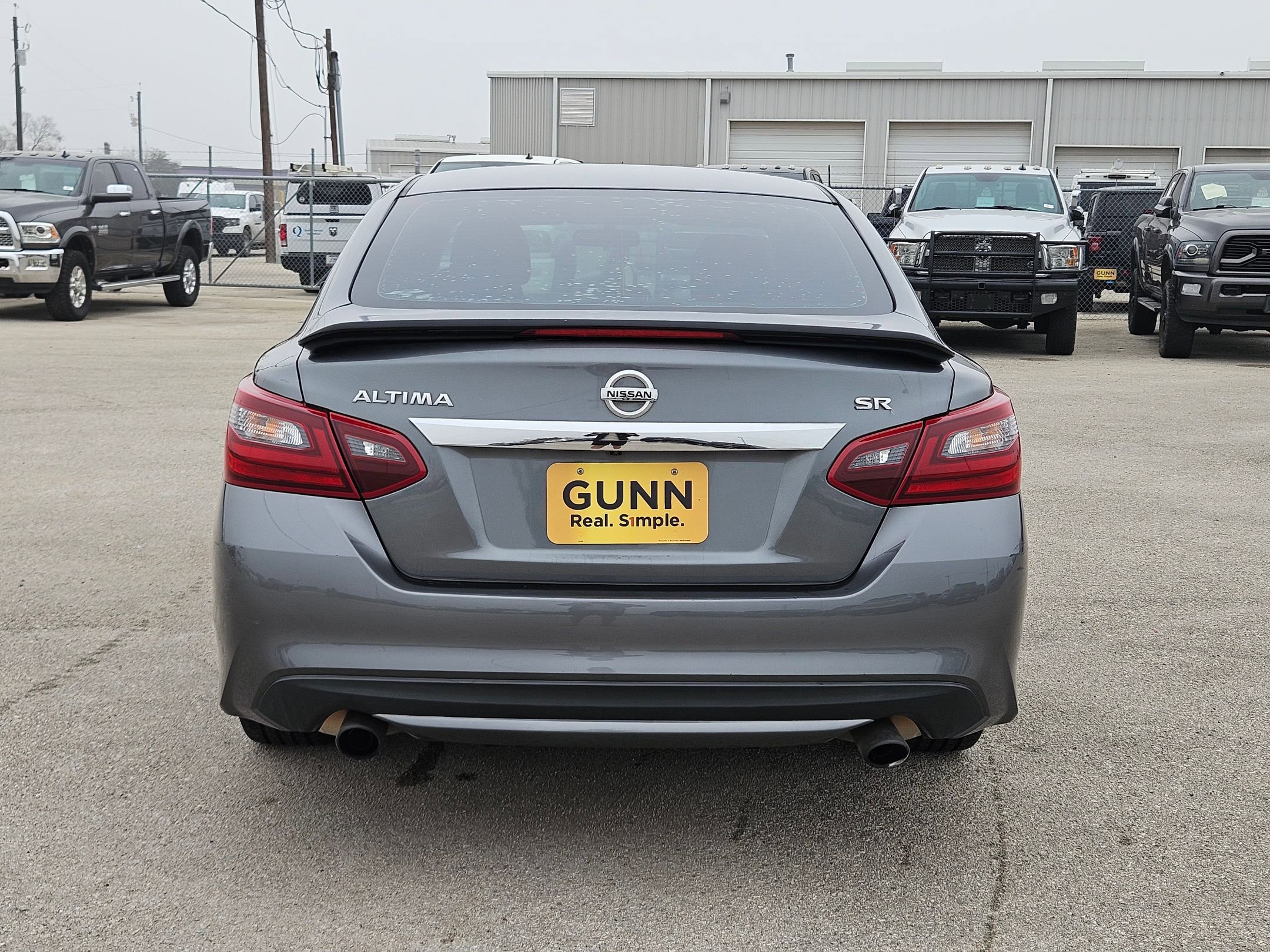 Used 2017 Nissan Altima 2.5 SR w/ Midnight Edition Package image 4