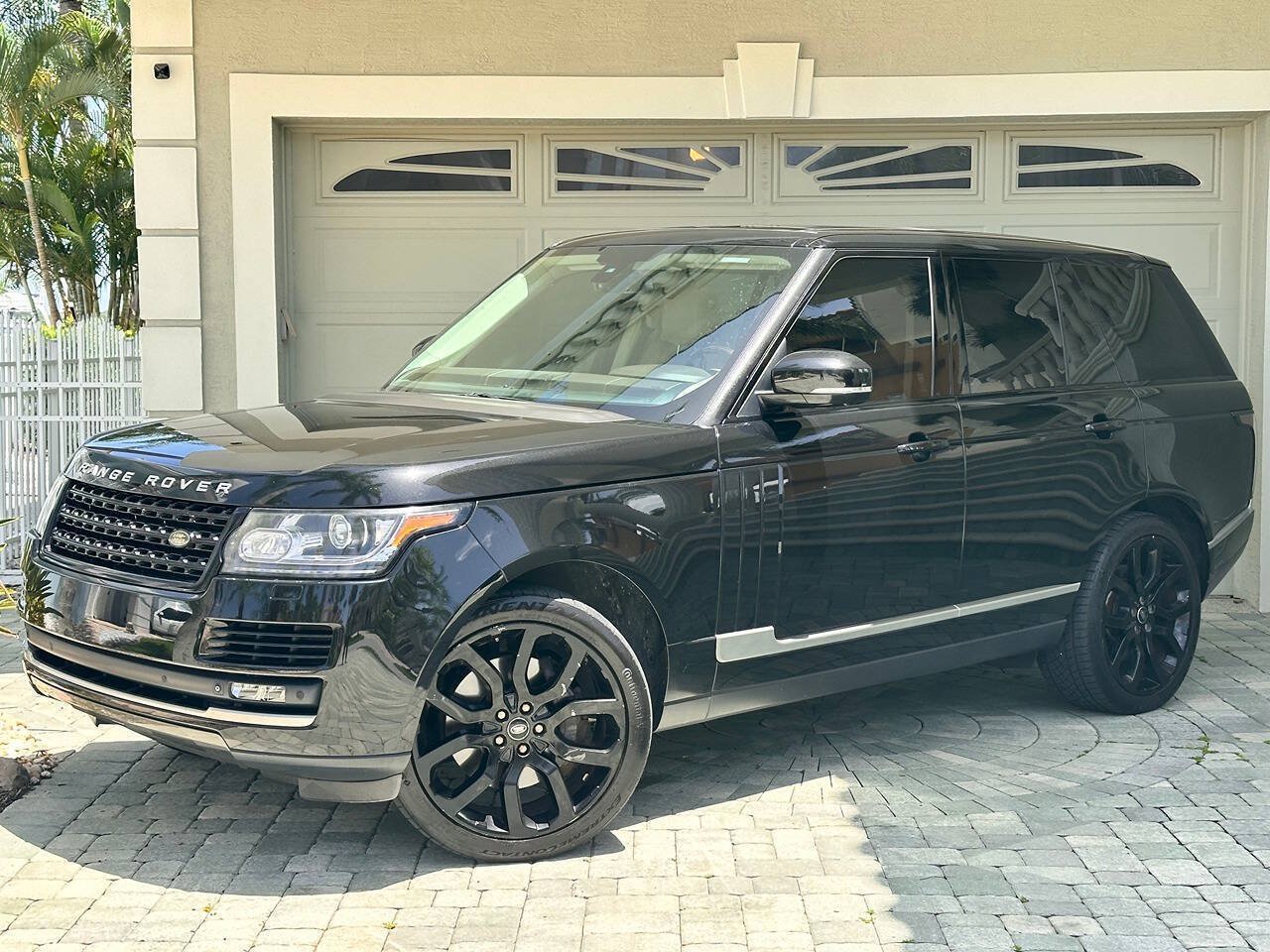 Used 2015 Land Rover Range Rover Supercharged AWD/4WD image 4