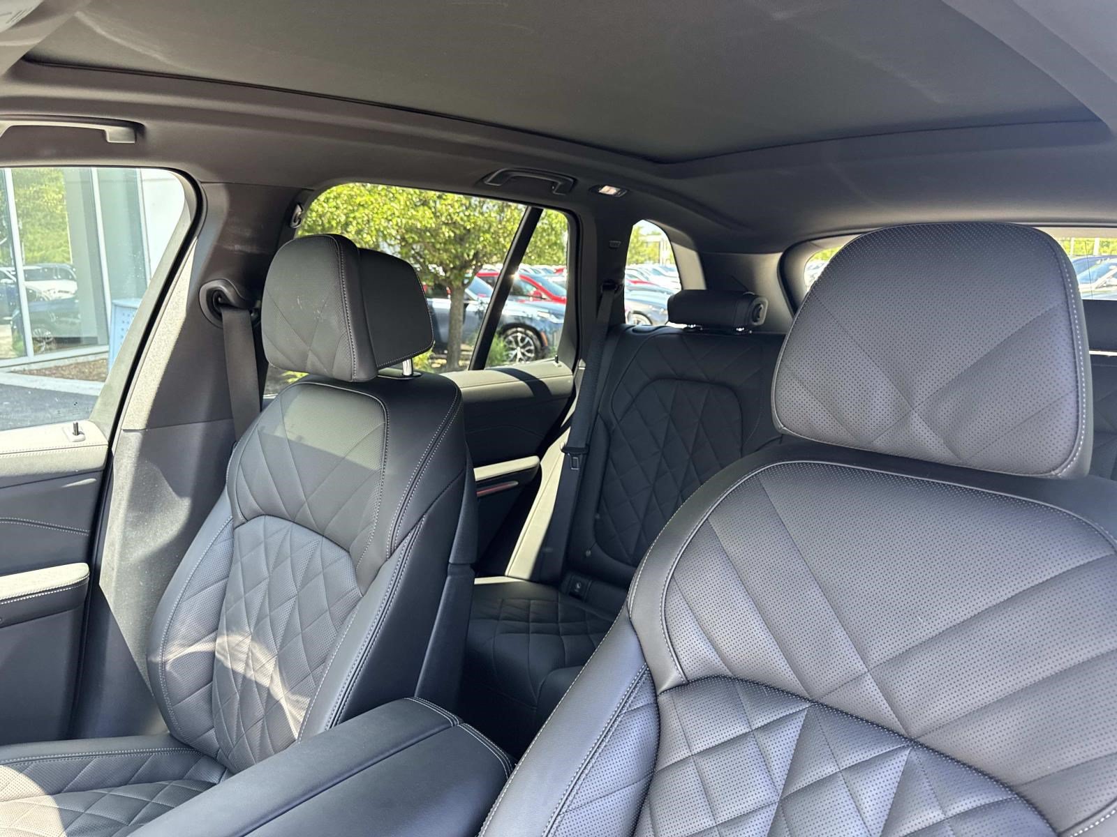 Certified 2024 BMW X5 xDrive50e w/ M Sport Package AWD/4WD image 34
