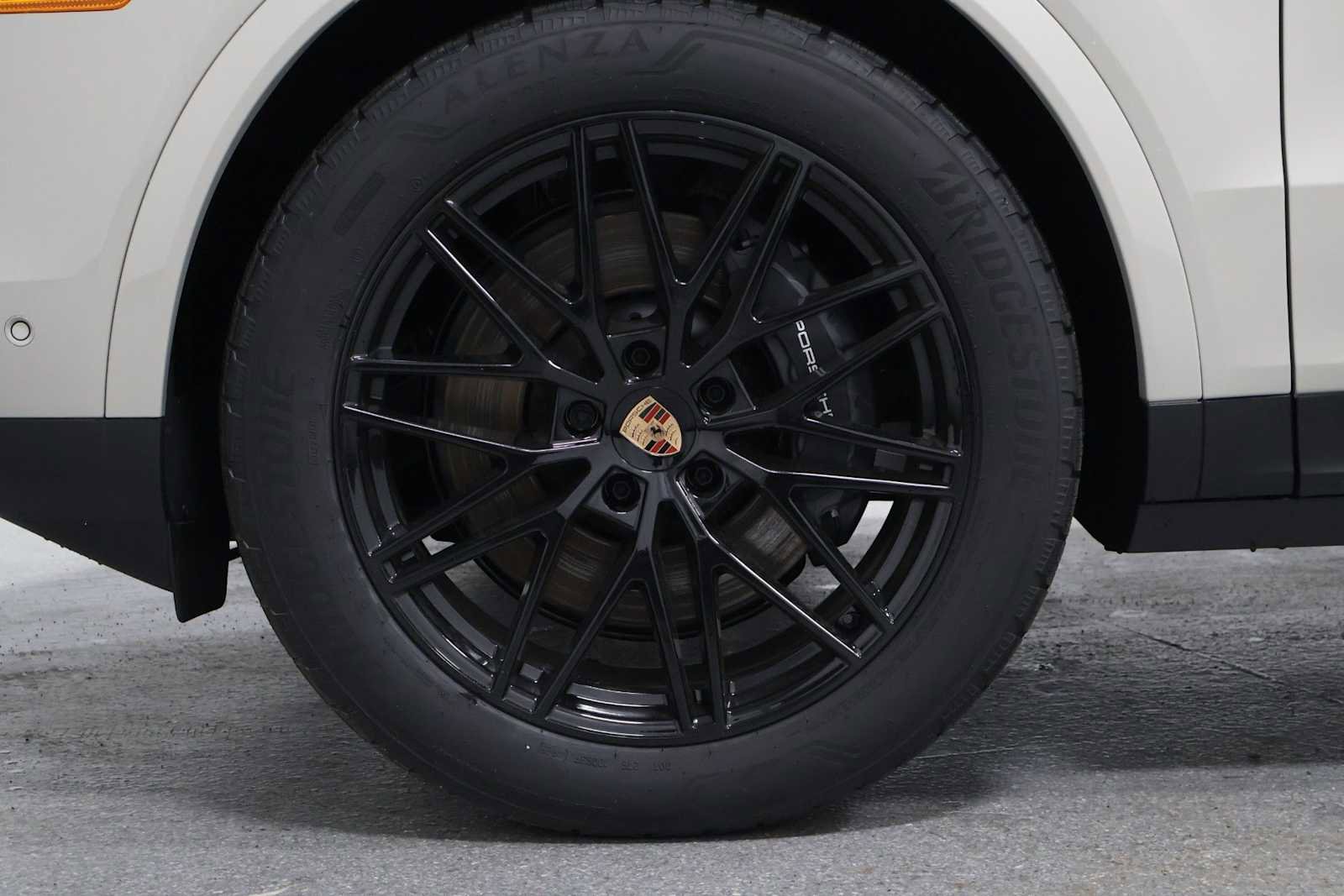 New 2026 Porsche Cayenne Coupe AWD/4WD image 39