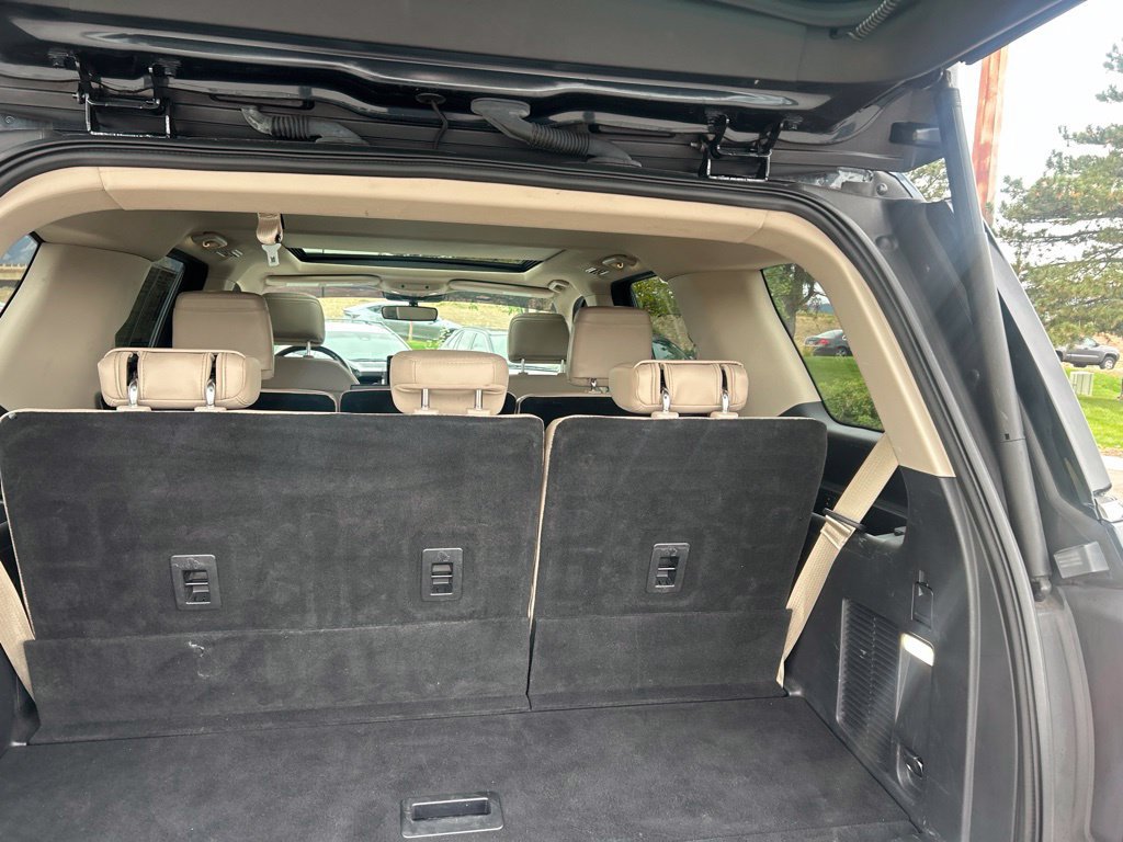 Used 2023 Ford Expedition Limited AWD/4WD image 18