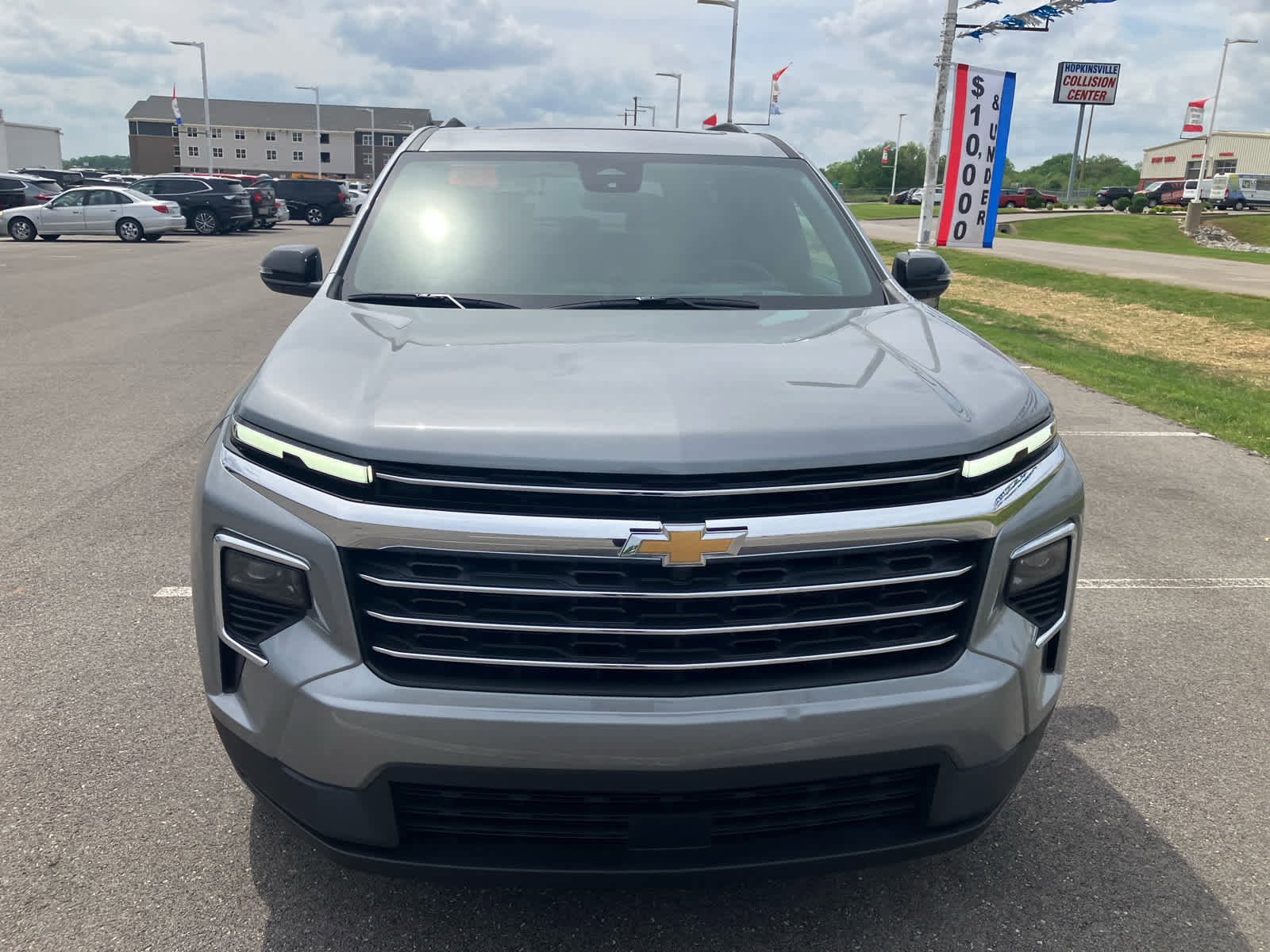 New 2026 Chevrolet Traverse LT w/ Sun and Wheel Package image 2