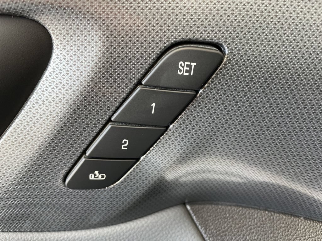 Used 2019 Chevrolet Traverse Premier AWD/4WD image 10