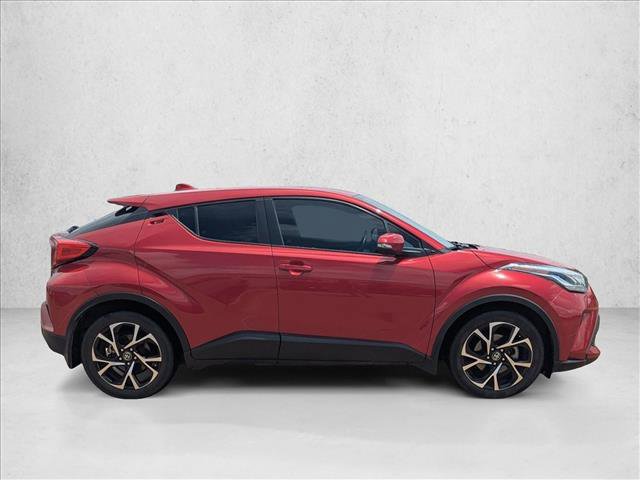 Used 2022 Toyota C-HR XLE FWD image 4