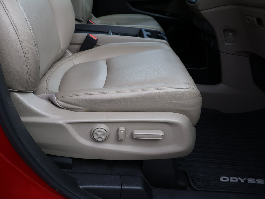 Certified 2023 Honda Odyssey Touring image 10