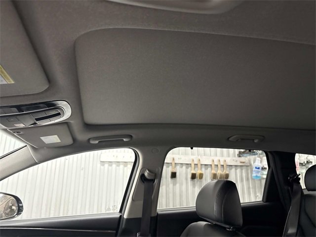 Used 2023 Hyundai Santa Fe Limited w/ Cargo Package image 31