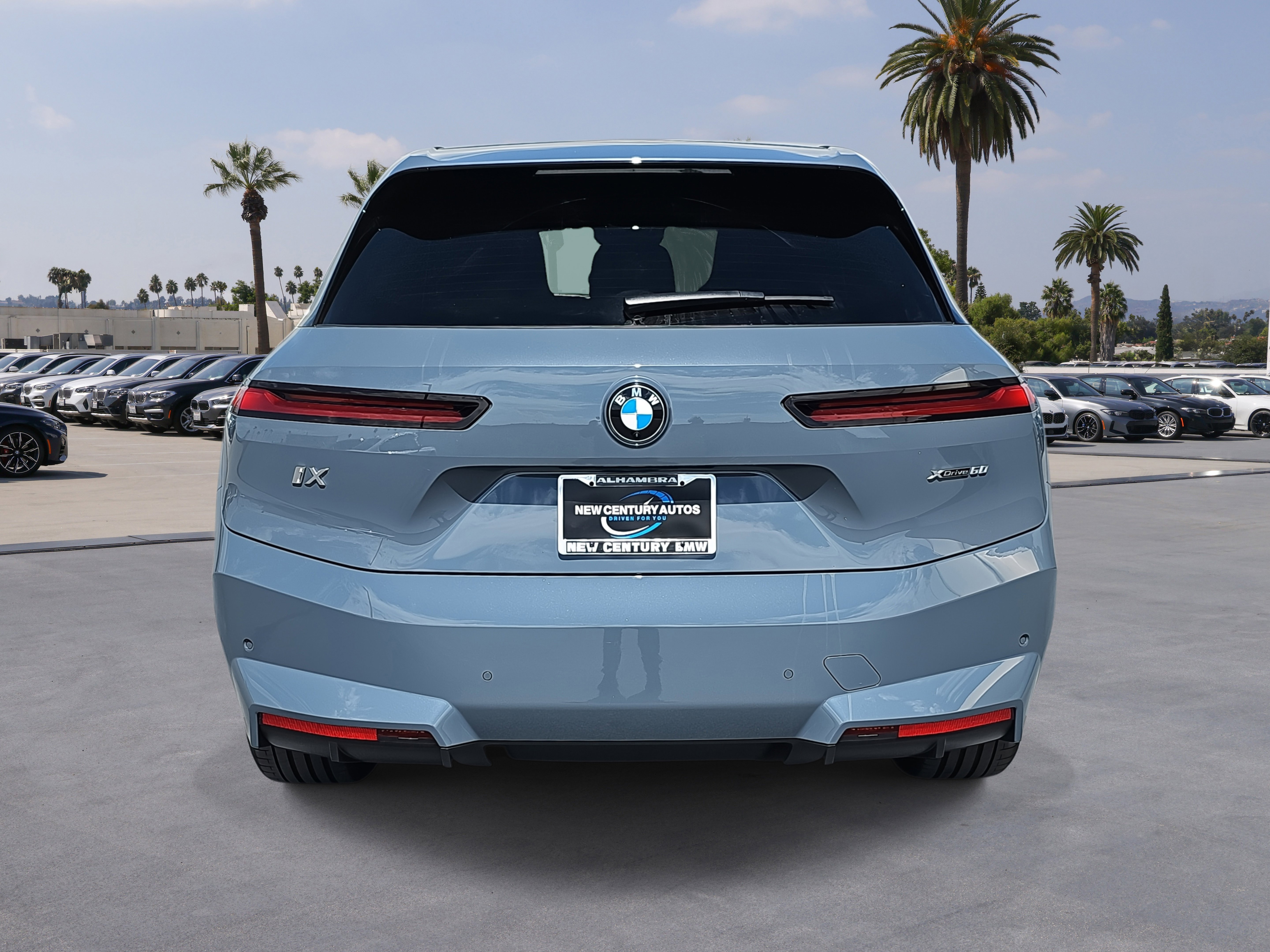 New 2026 BMW iX xDrive60 w/ Premium Package image 6