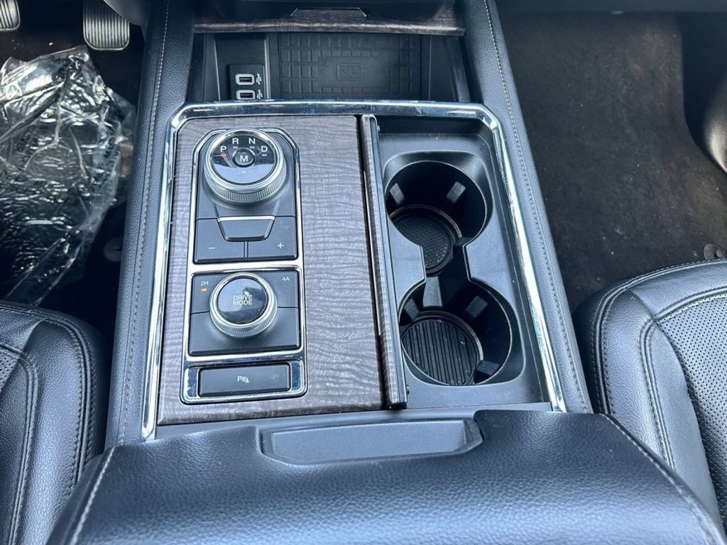 Used 2019 Ford Expedition Limited AWD/4WD image 24